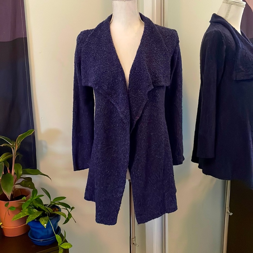 Wind River purple sweater Cardigan, Size M